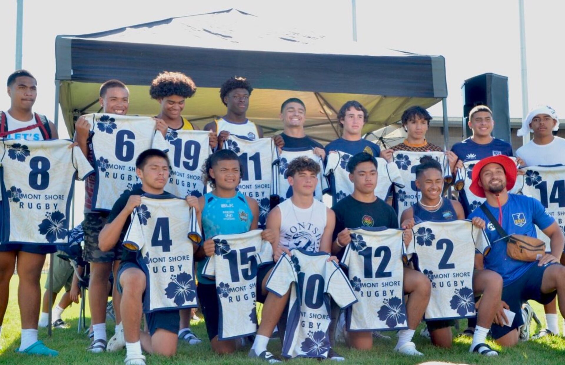 This image depicts the Belmont Shore youth rugby team